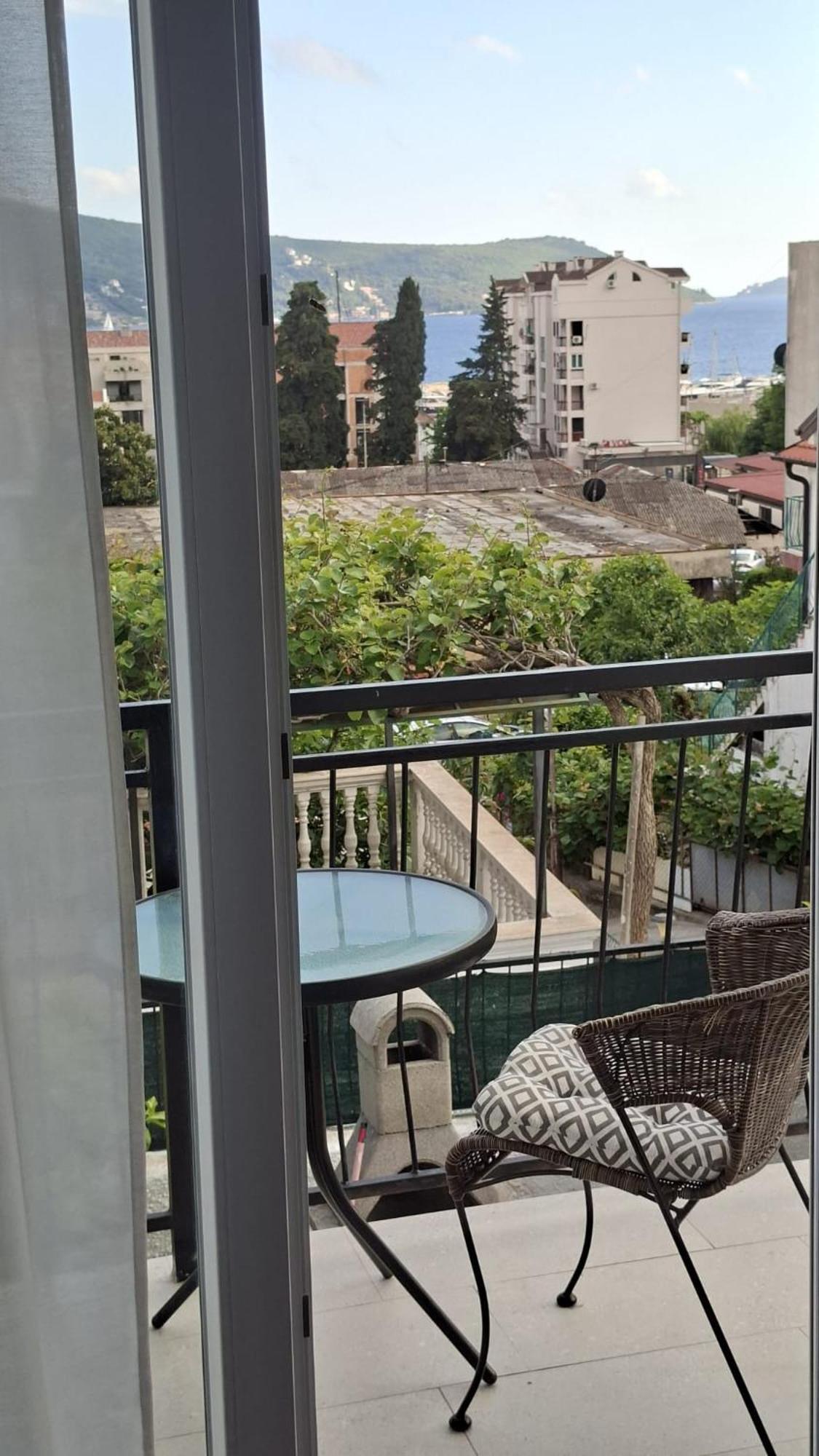 Apartments Lena Herceg Novi Kamer foto